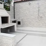 Villa House Mara
