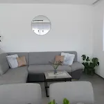 House Mara